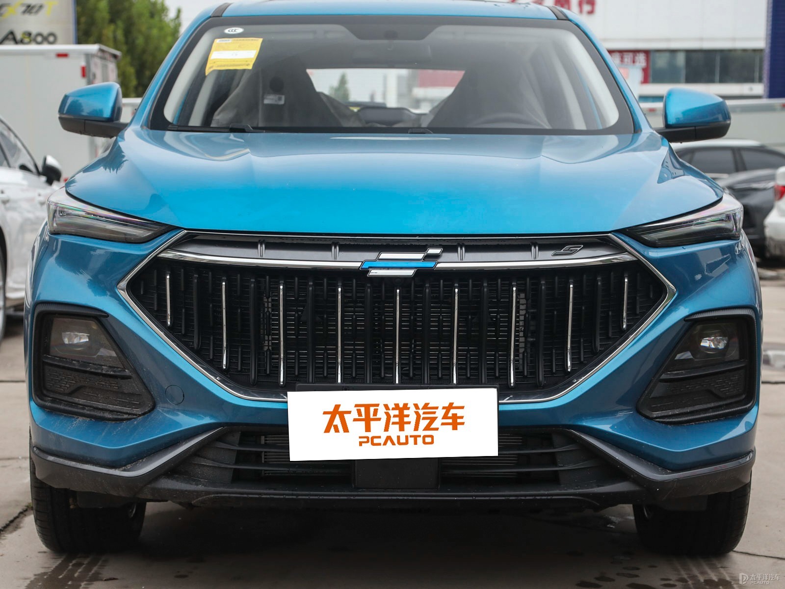 長安歐尚X5外觀高清大圖
