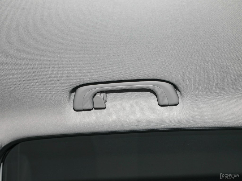 漢玉白遠景X6車廂內(nèi)飾圖片