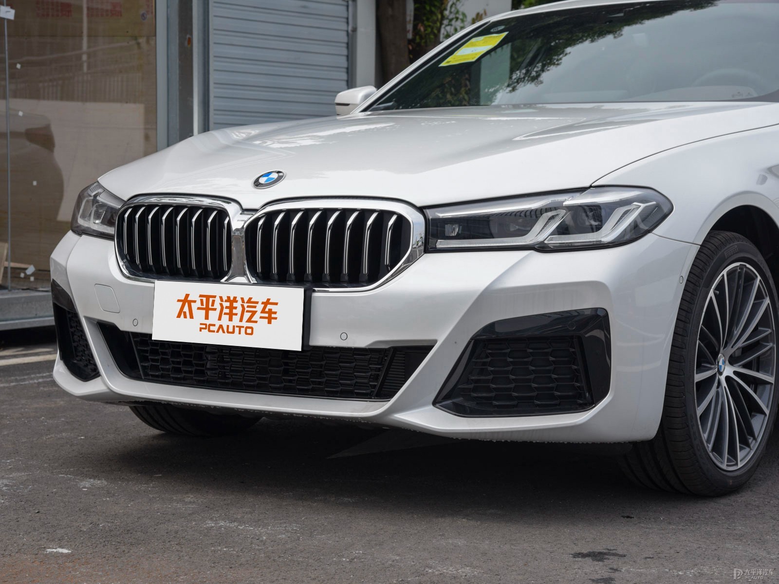 寶馬5系外觀高清大圖