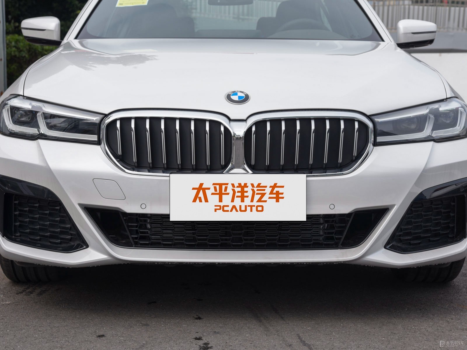 寶馬5系外觀高清大圖