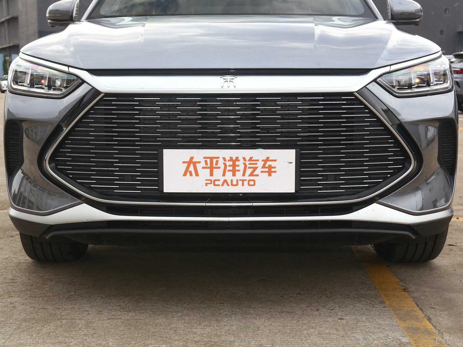 宋PLUS新能源外觀高清大圖