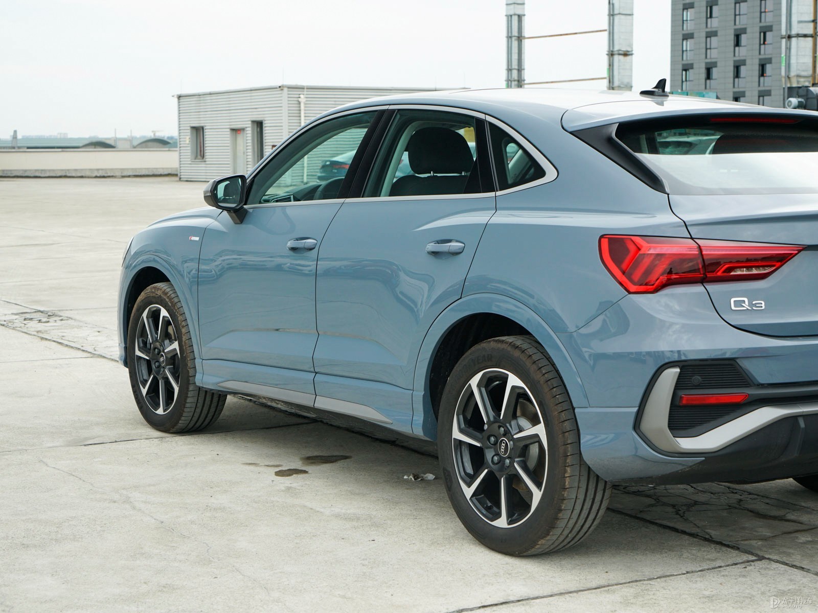 奧迪Q3 Sportback外觀高清大圖