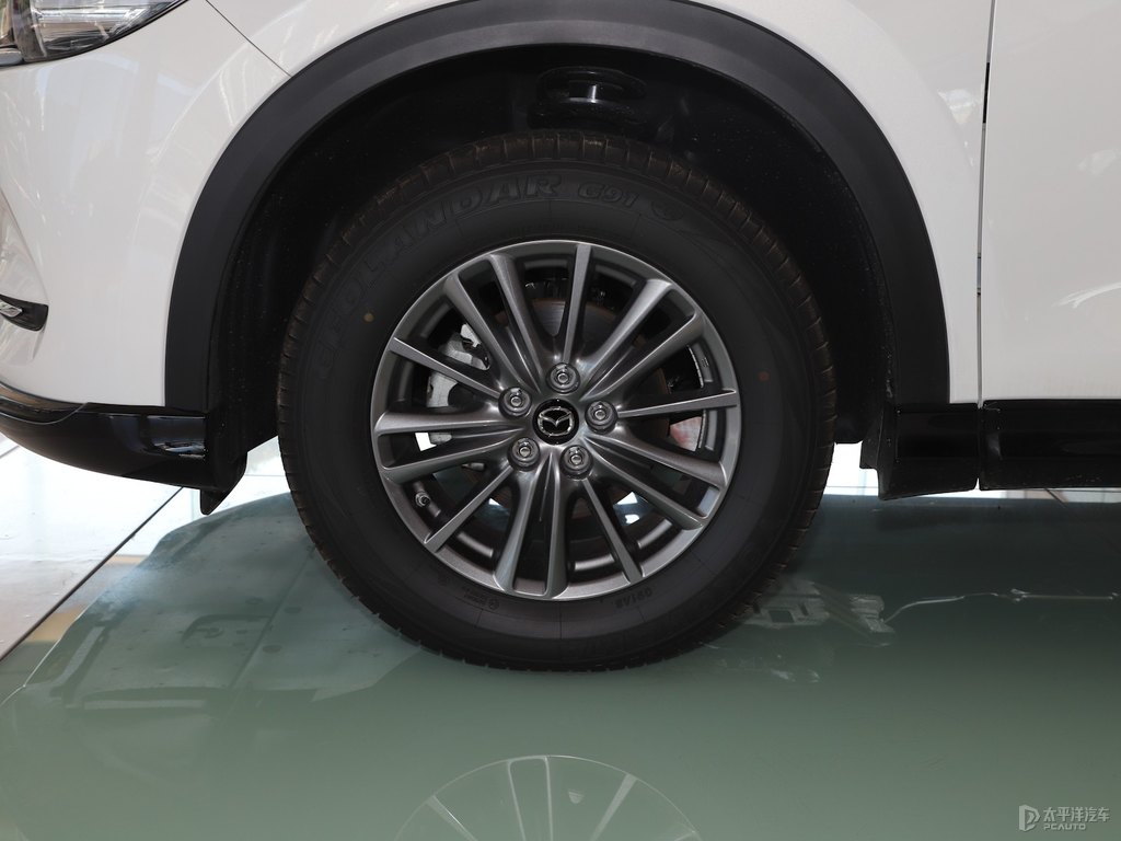 珠光白馬自達(dá)CX-5車身外觀圖片