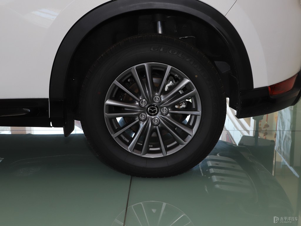 珠光白馬自達(dá)CX-5車(chē)身外觀圖片