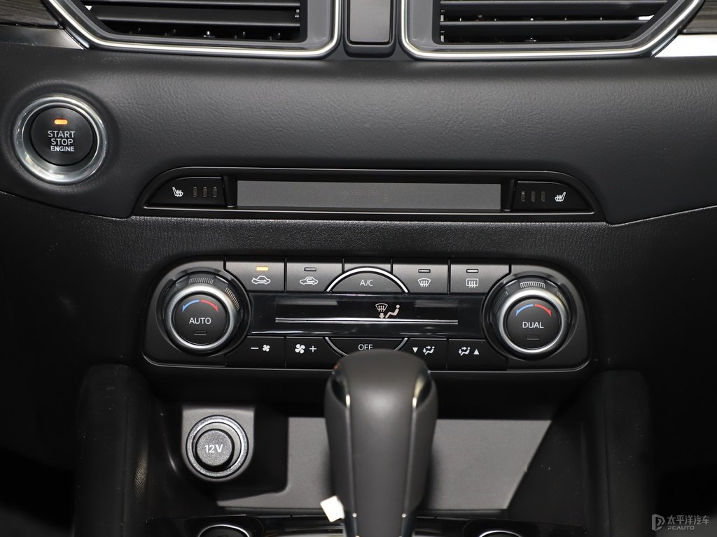珠光白馬自達(dá)CX-5中控內(nèi)飾圖片