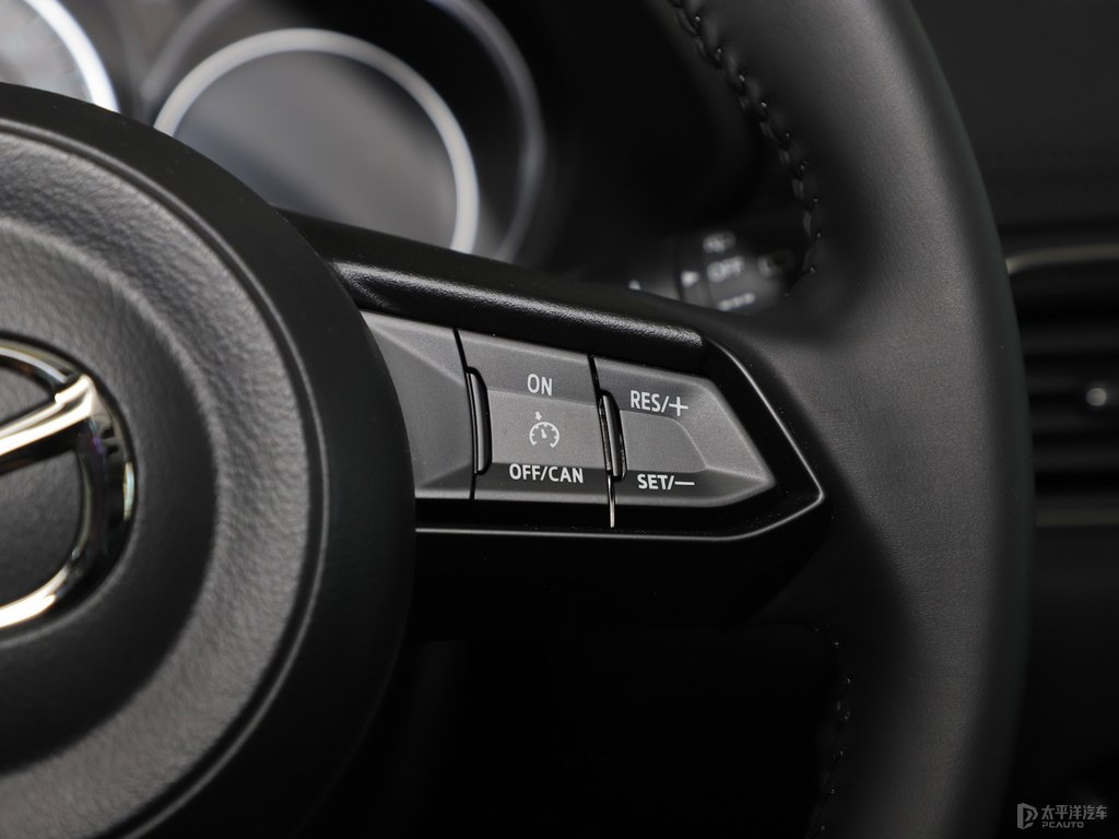珠光白馬自達(dá)CX-5中控內(nèi)飾圖片