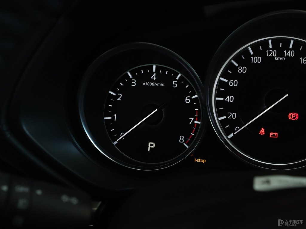 珠光白馬自達(dá)CX-5中控內(nèi)飾圖片