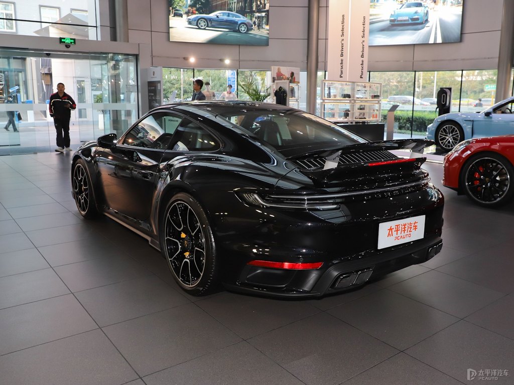 黑色保時捷911整車外觀外觀圖片