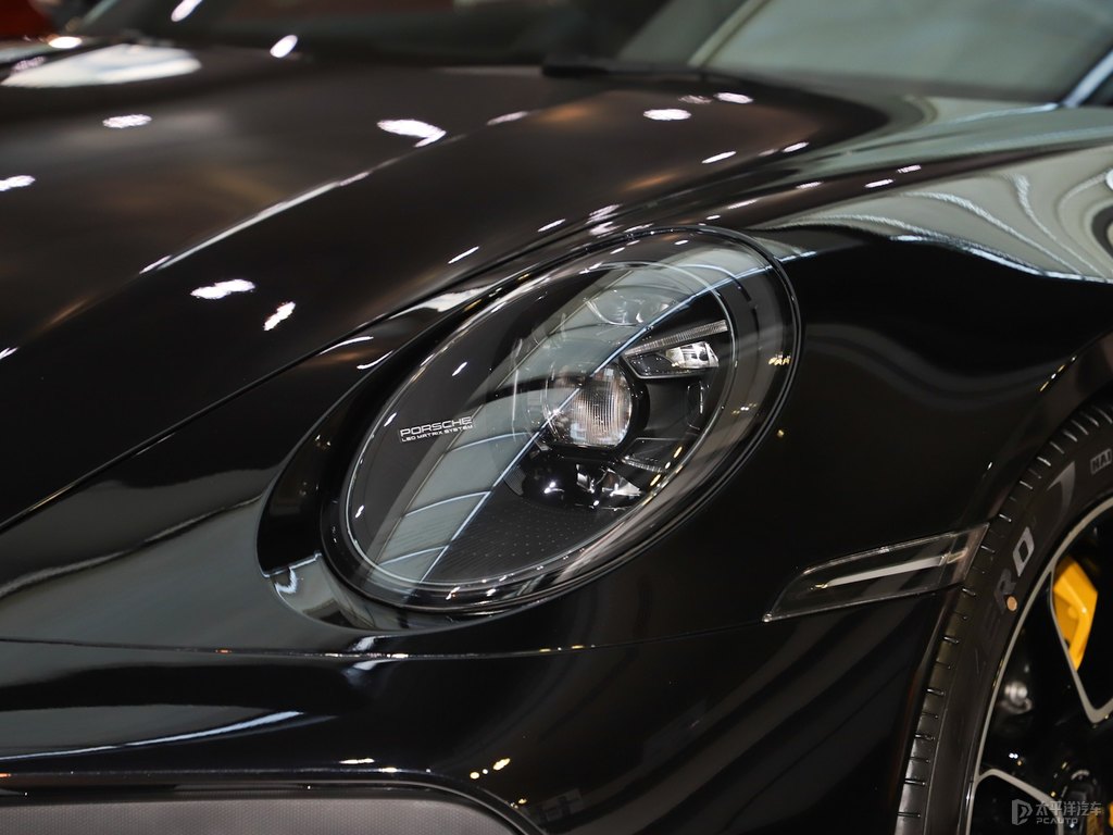 黑色保時捷911車頭外觀圖片