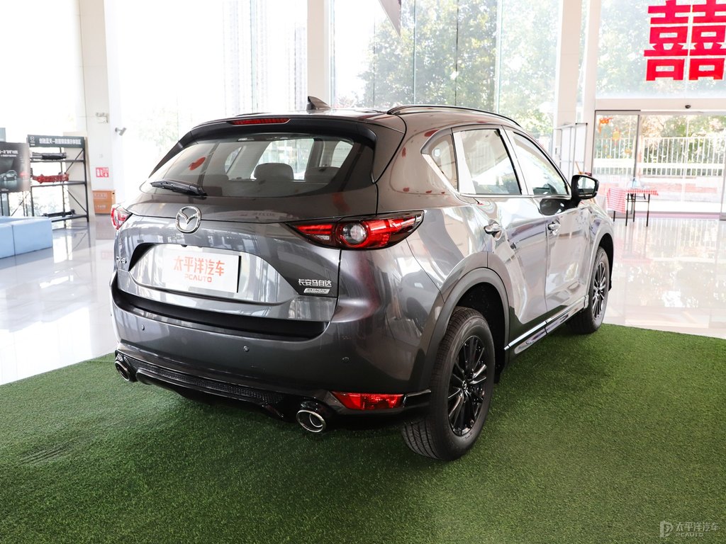 鉑鋼灰馬自達(dá)CX-5整車外觀外觀圖片