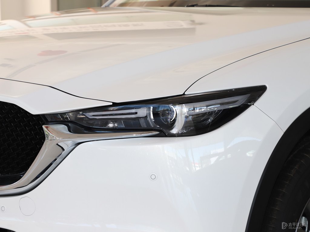 珠光白馬自達(dá)CX-5車頭外觀圖片