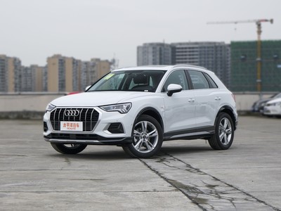 奥迪Q3 2022款 35 TFSI 时尚致雅型