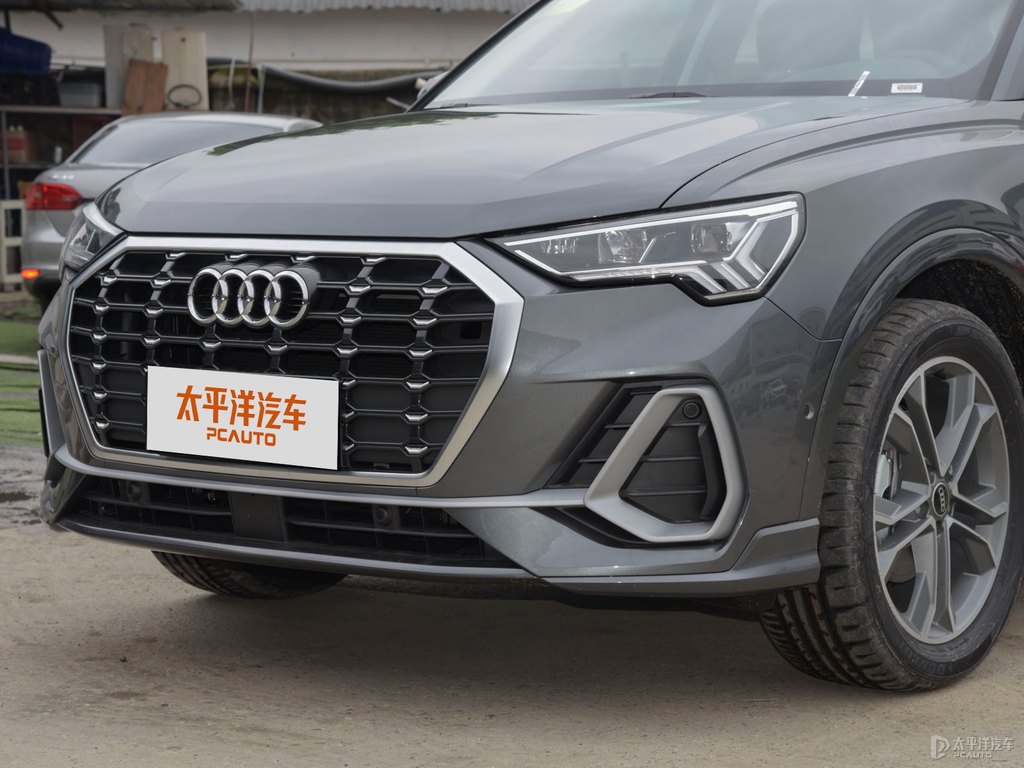 天云灰奧迪Q3車頭外觀圖片