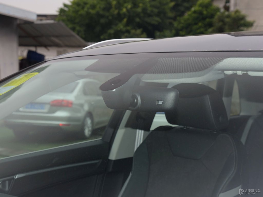 天云灰奧迪Q3車身外觀圖片