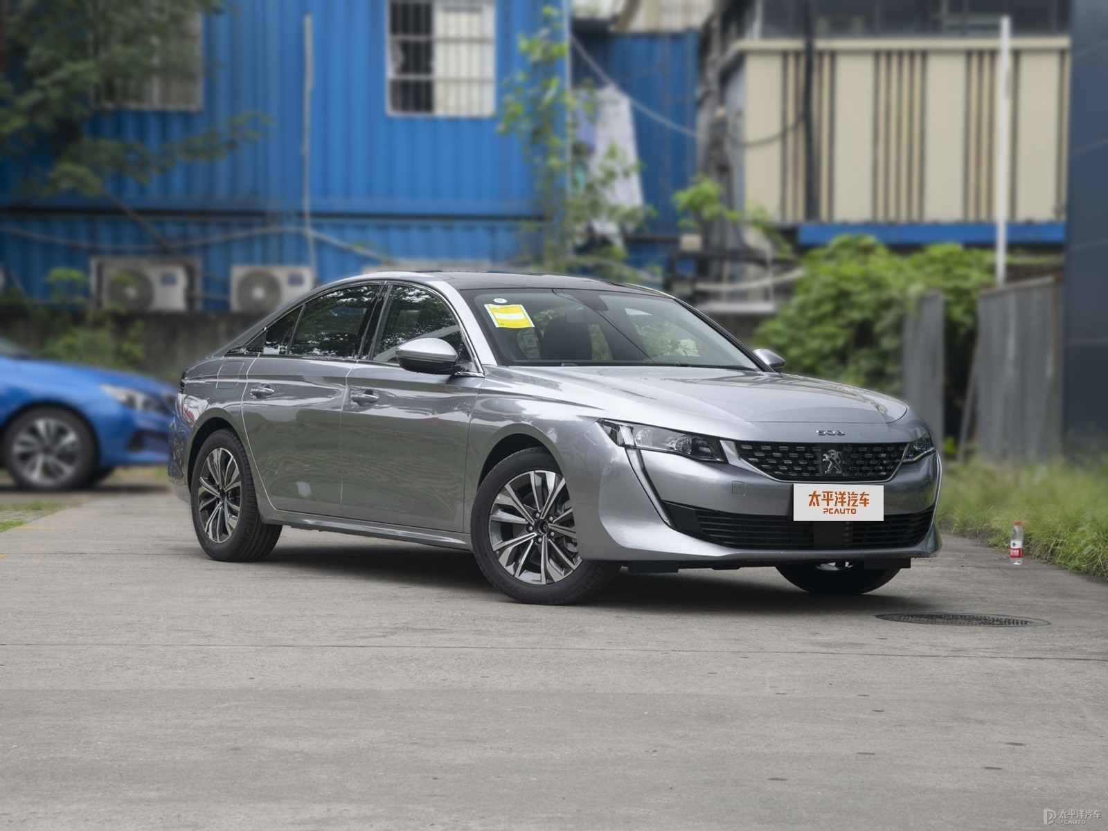 銀翼灰標(biāo)致508整車外觀外觀圖片