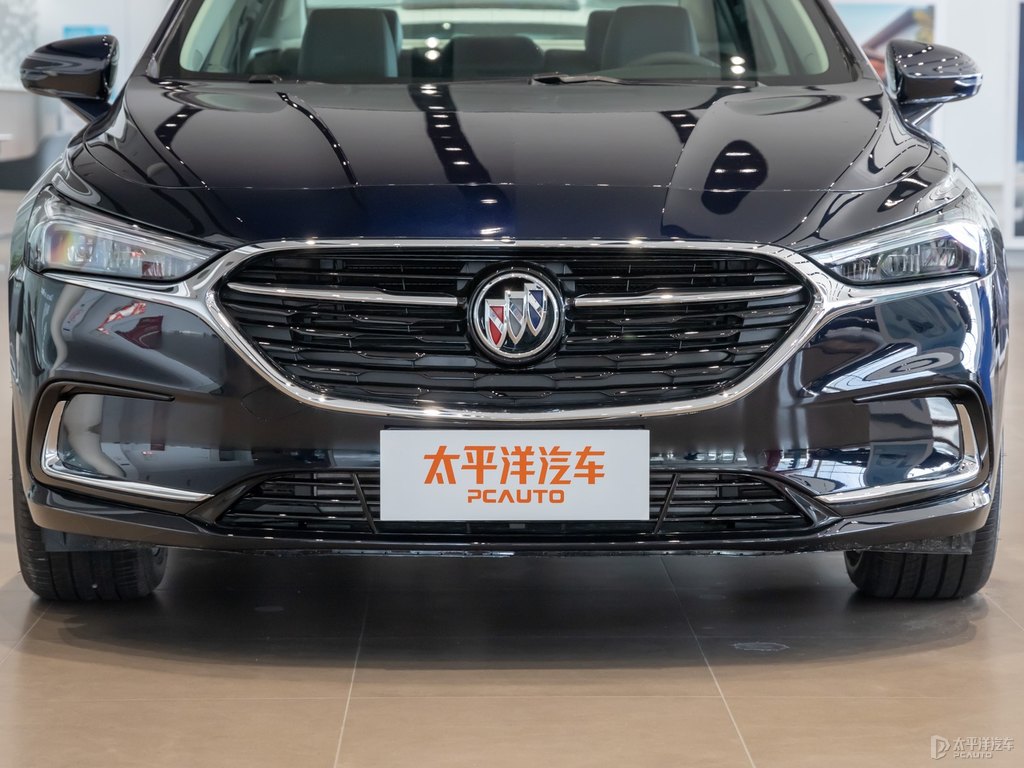 御瓷青君越車頭外觀圖片