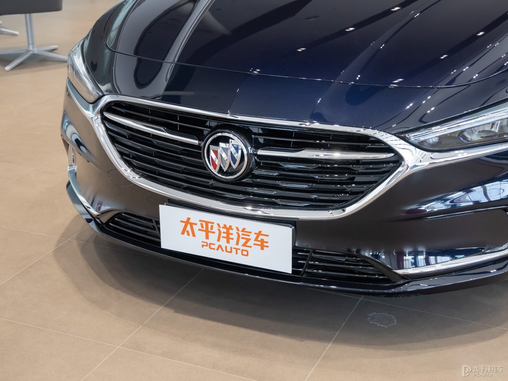 御瓷青君越車頭外觀圖片