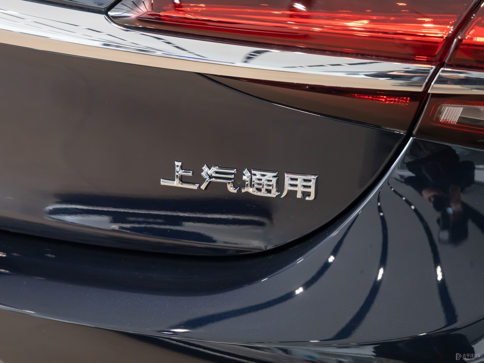 君越外觀高清大圖
