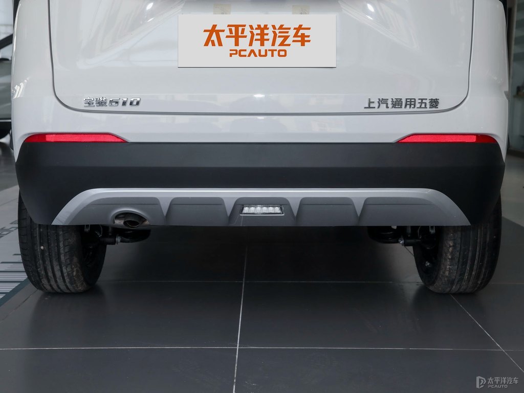 糖果白寶駿510車尾外觀圖片