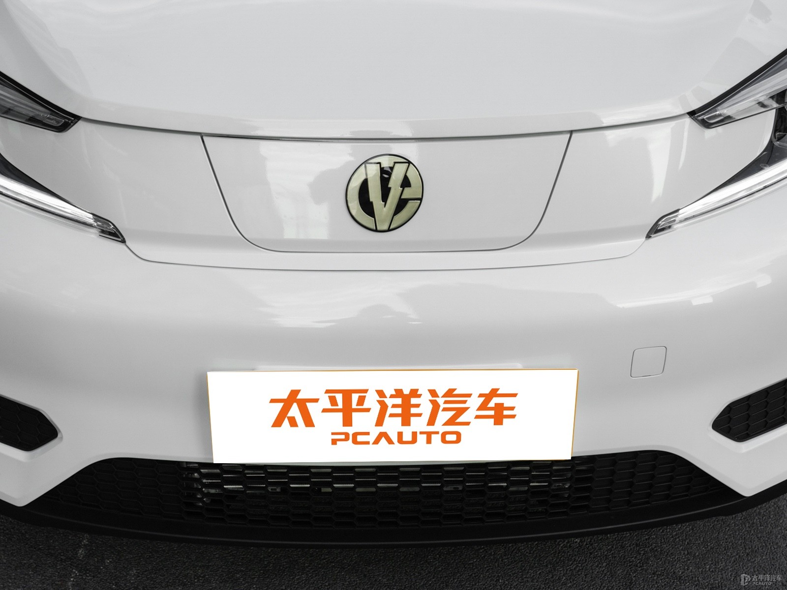 YOUNG光小新外觀高清大圖