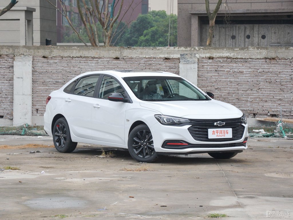 天真白科魯澤整車外觀外觀圖片