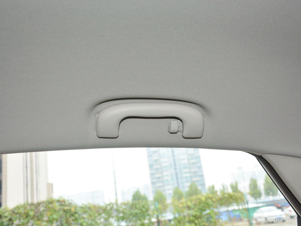 天真白科魯澤車廂內(nèi)飾圖片