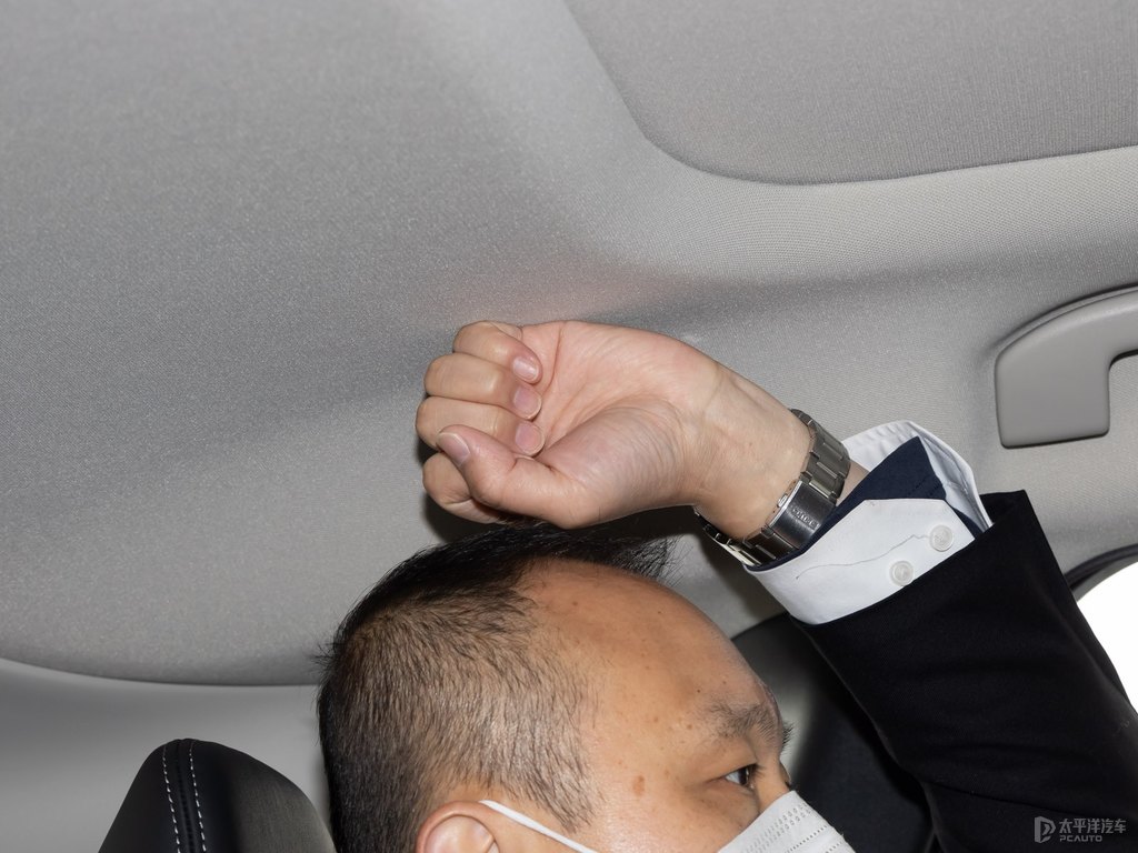海浪藍(lán)英菲尼迪QX50駕乘空間空間圖片