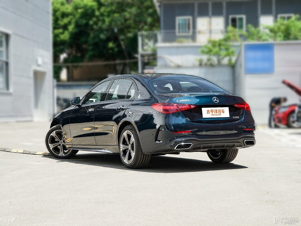 松石綠色奔馳C級整車外觀外觀圖片