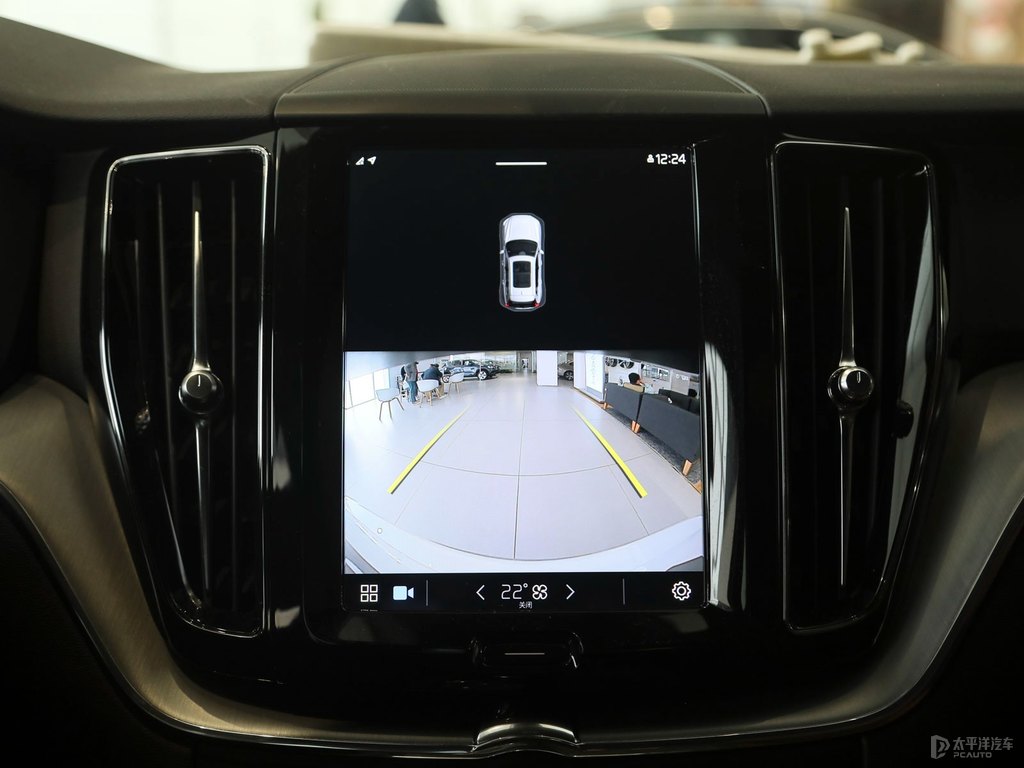 水晶白沃爾沃XC60中控內(nèi)飾圖片