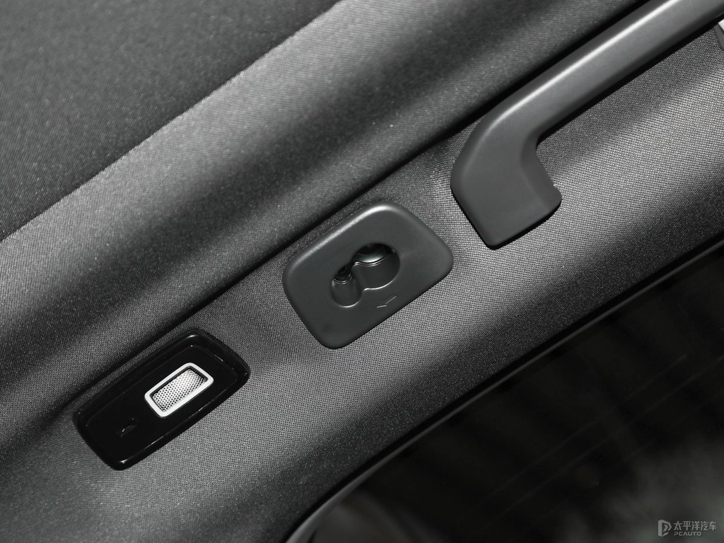 水晶白沃爾沃XC60車廂內(nèi)飾圖片