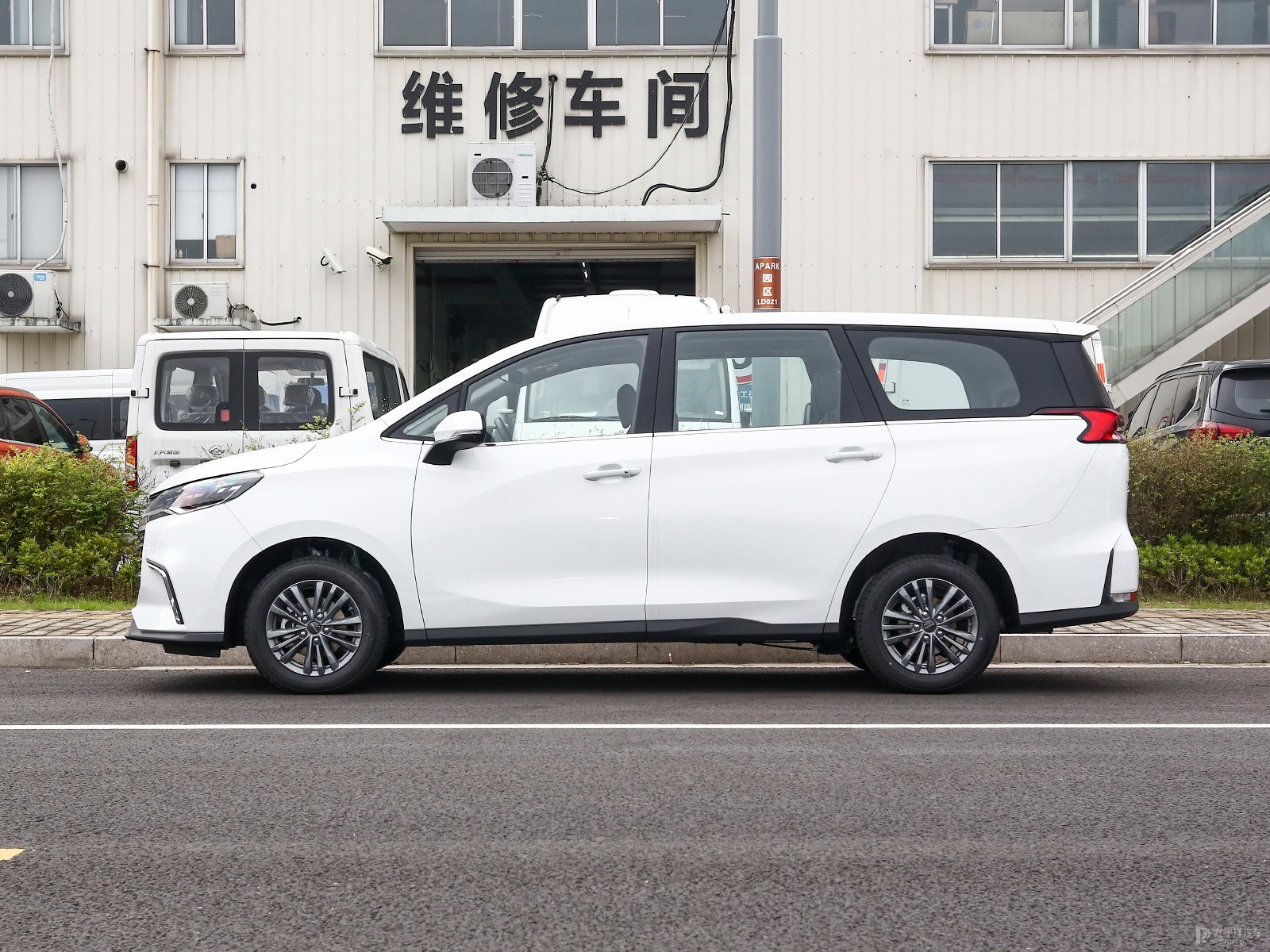 大通G50外觀高清大圖