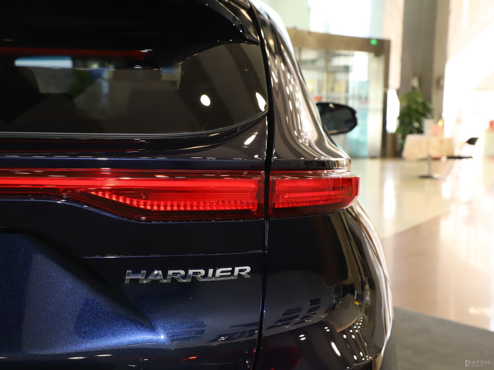 凌放HARRIER外觀高清大圖