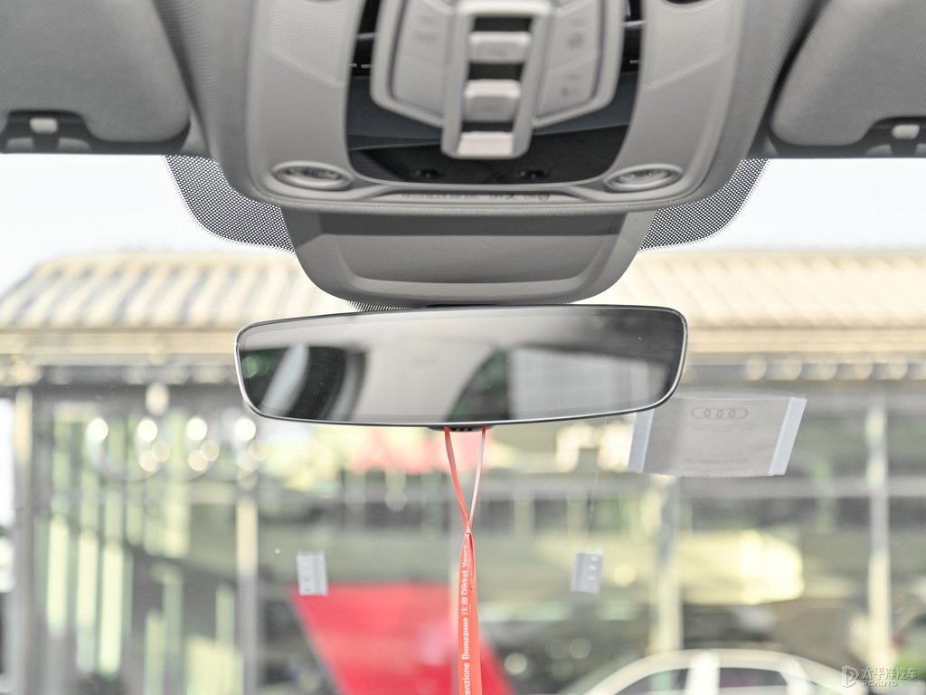 星辰灰奧迪A6(進(jìn)口)車廂內(nèi)飾圖片