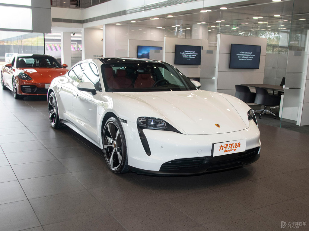 細(xì)花白Taycan整車外觀外觀圖片