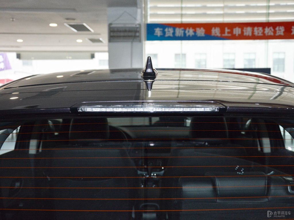 玫瑰黑繽智車尾外觀圖片