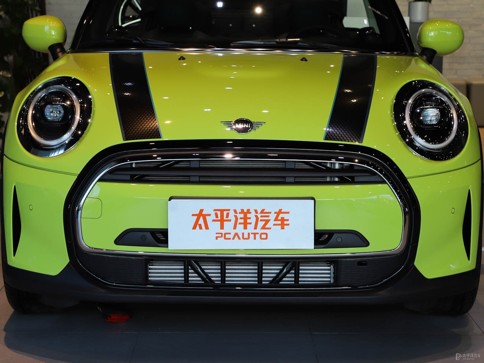 MINI CABRIO外觀高清大圖