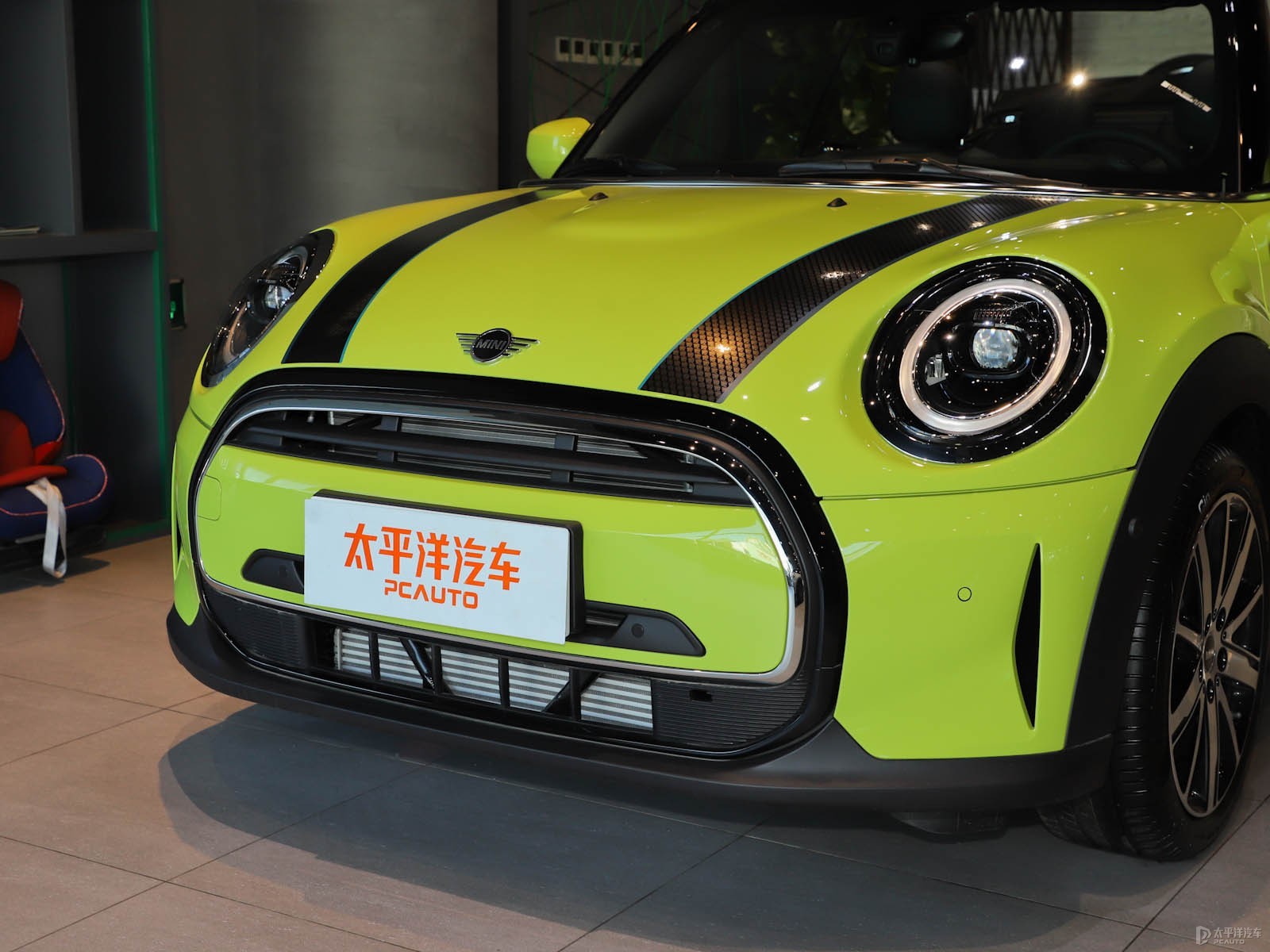 MINI CABRIO外觀高清大圖