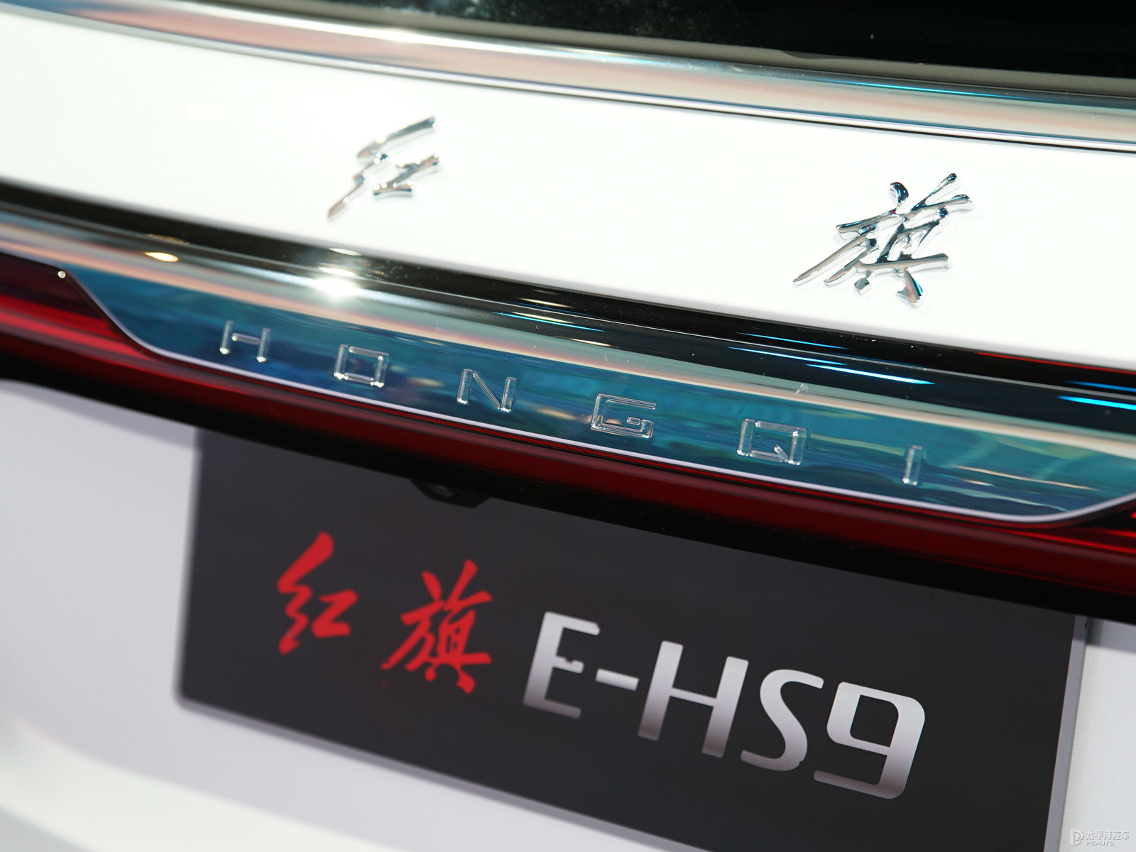 紅旗E-HS9外觀高清大圖