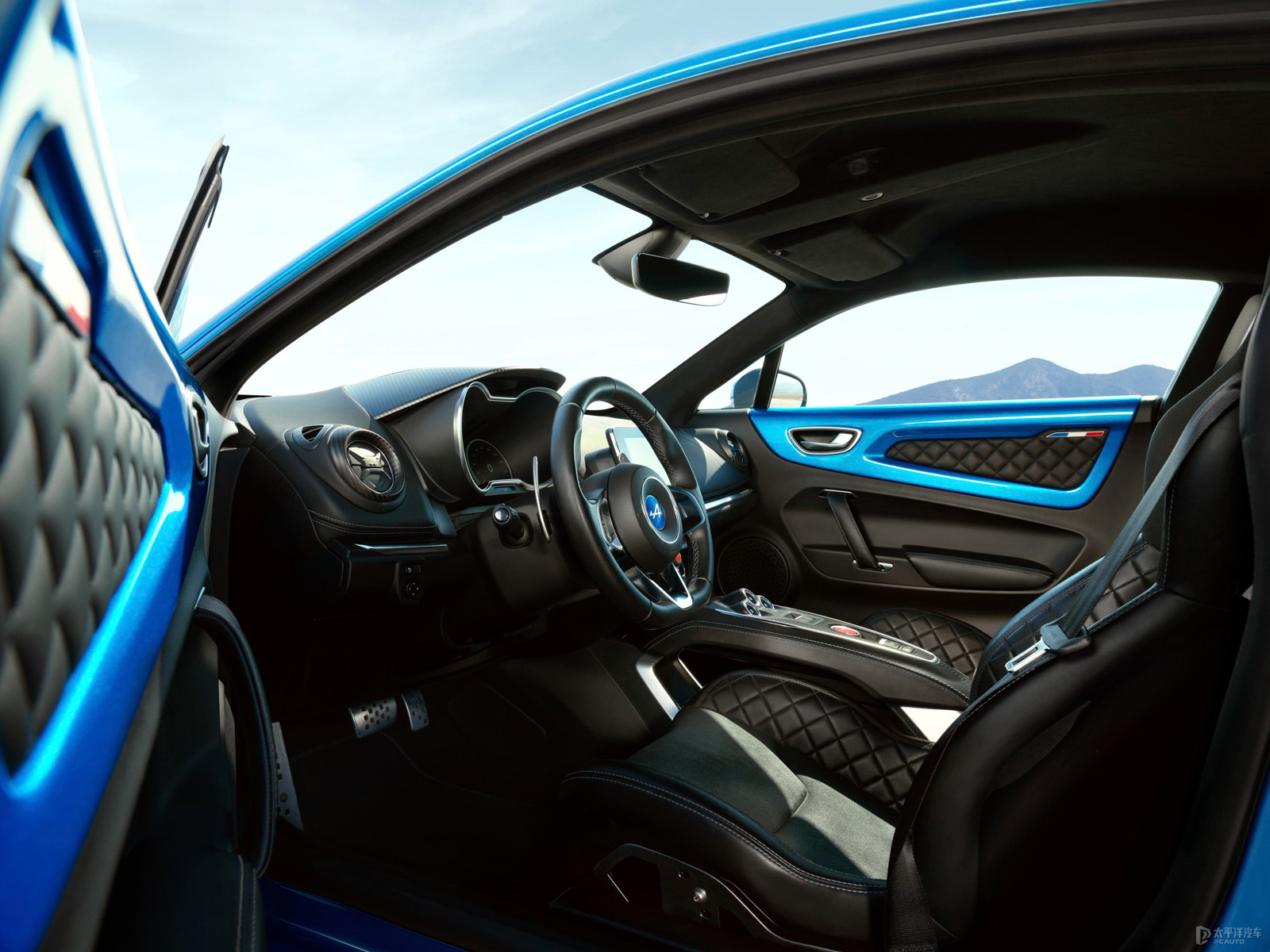 Alpine A110官圖高清大圖