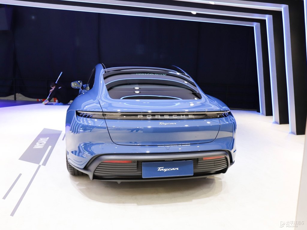 海王星藍(lán)Taycan整車外觀外觀圖片