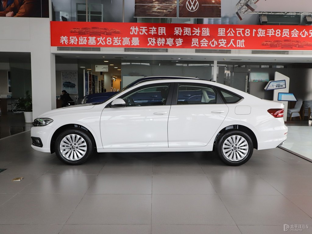 雅致白朗逸整車(chē)外觀(guān)外觀(guān)圖片