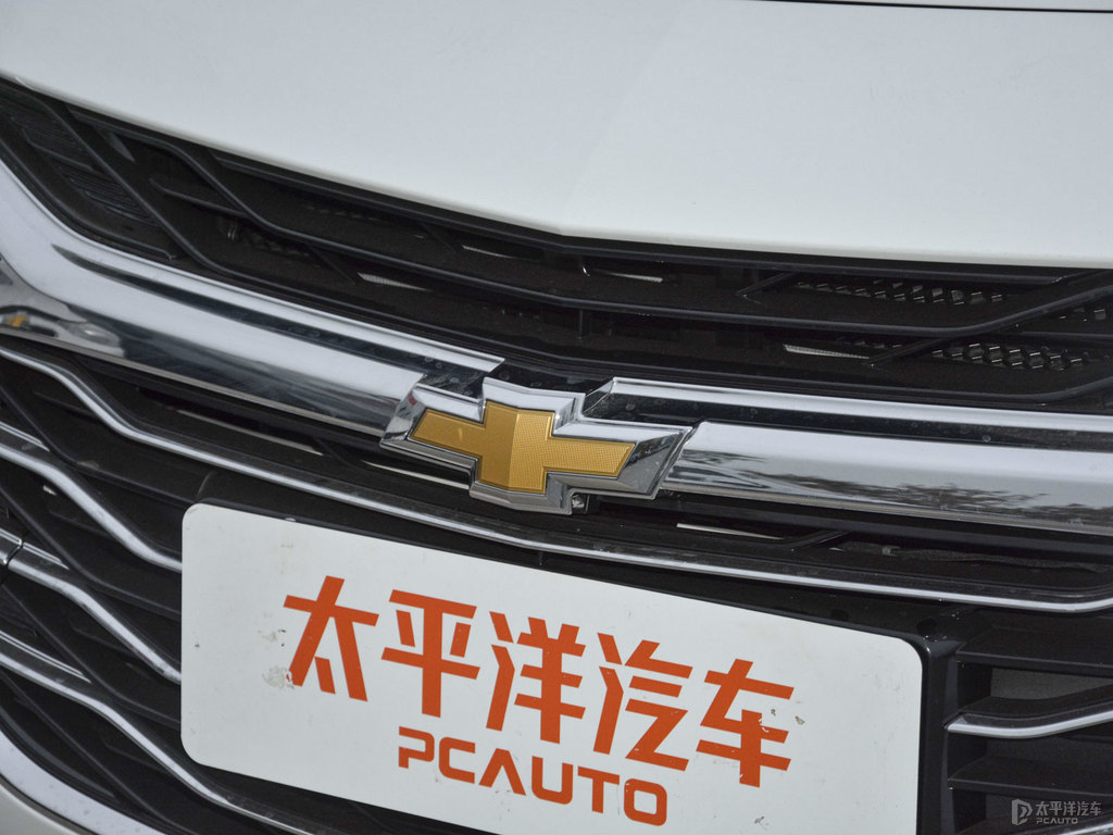 流光白邁銳寶XL車(chē)頭外觀圖片