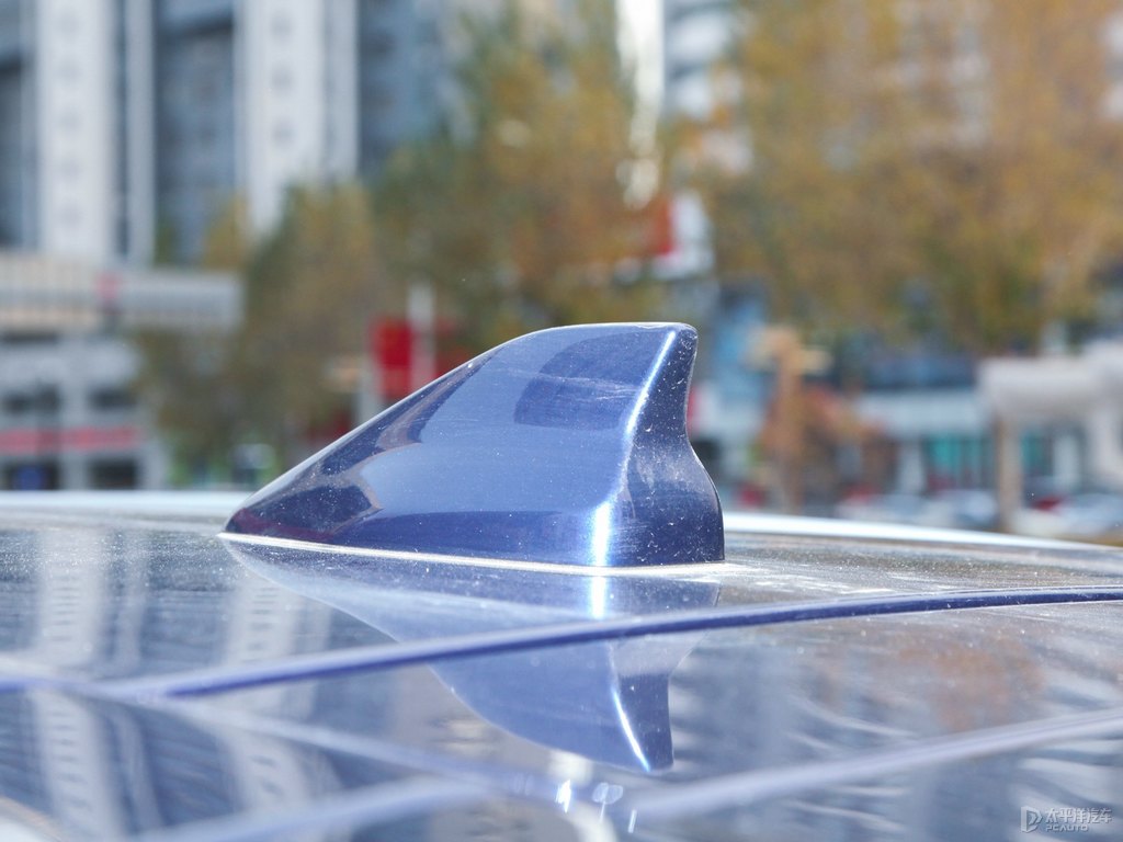 萊茵藍(lán)瑞虎8車身外觀圖片