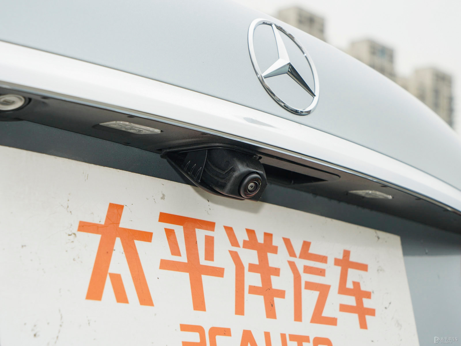 奔馳E級外觀高清大圖