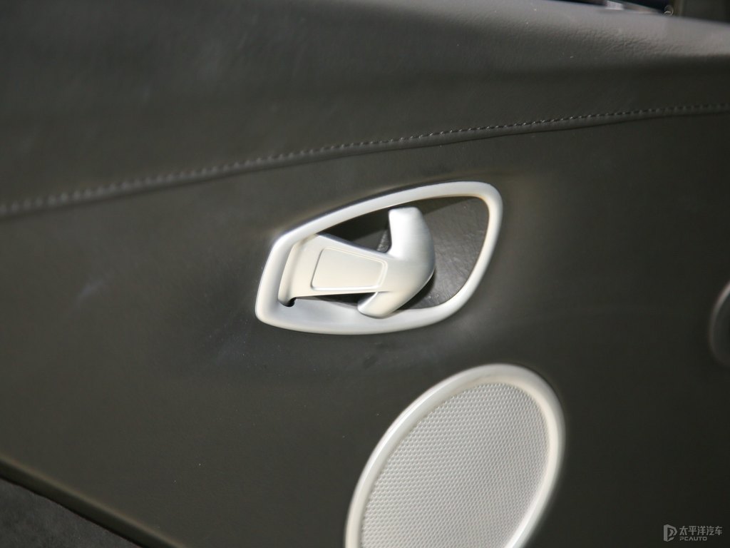 īV8 Vantage܇(ni)DƬ