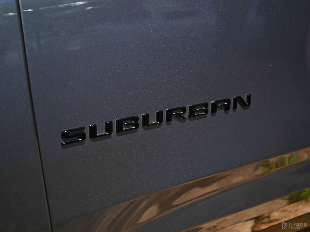 ѩmSuburban^DƬ