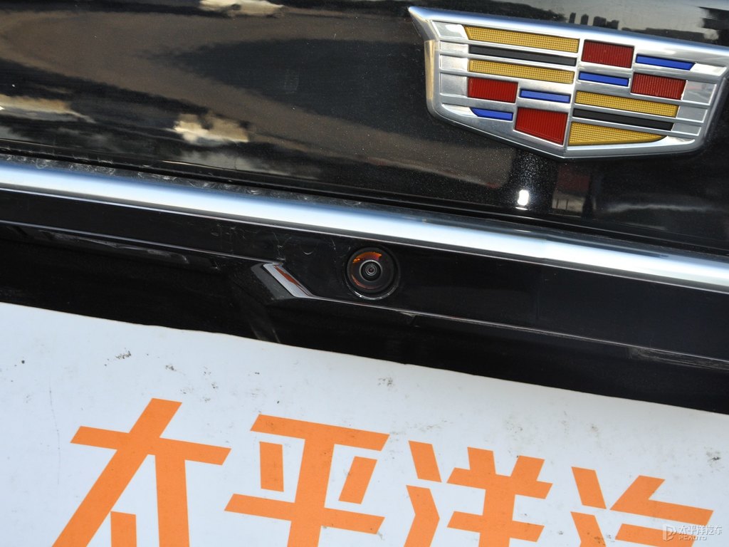 瑪雅黑凱迪拉克CT6車尾外觀圖片