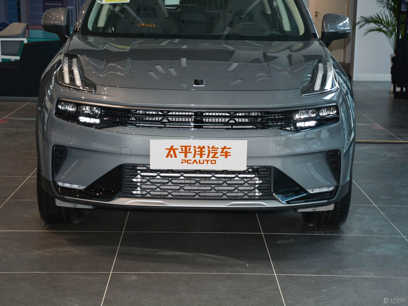 領(lǐng)克06新能源外觀高清大圖