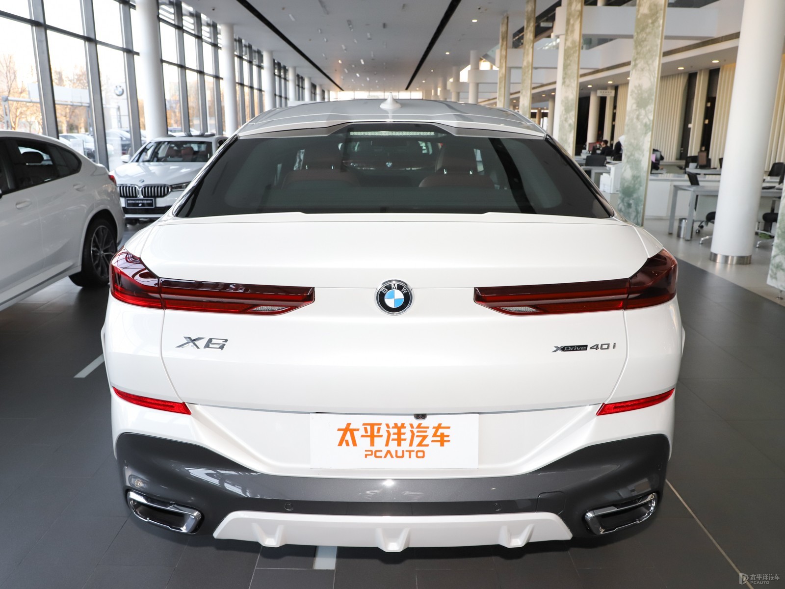寶馬X6外觀高清大圖