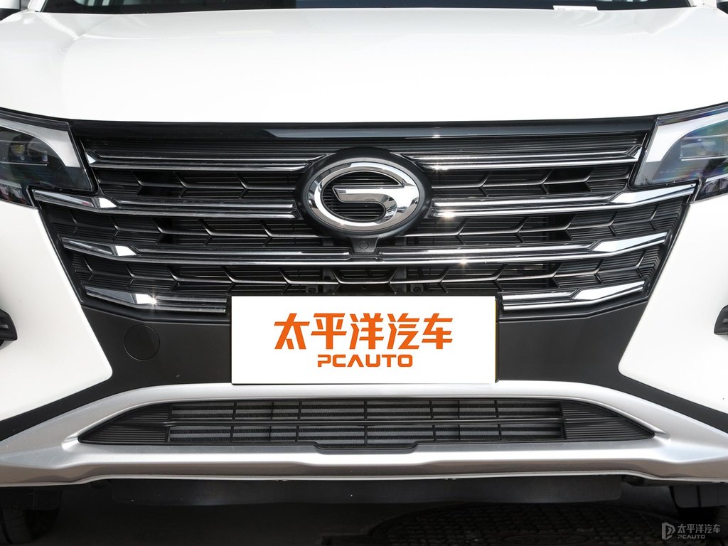 象牙白傳祺GS4車頭外觀圖片